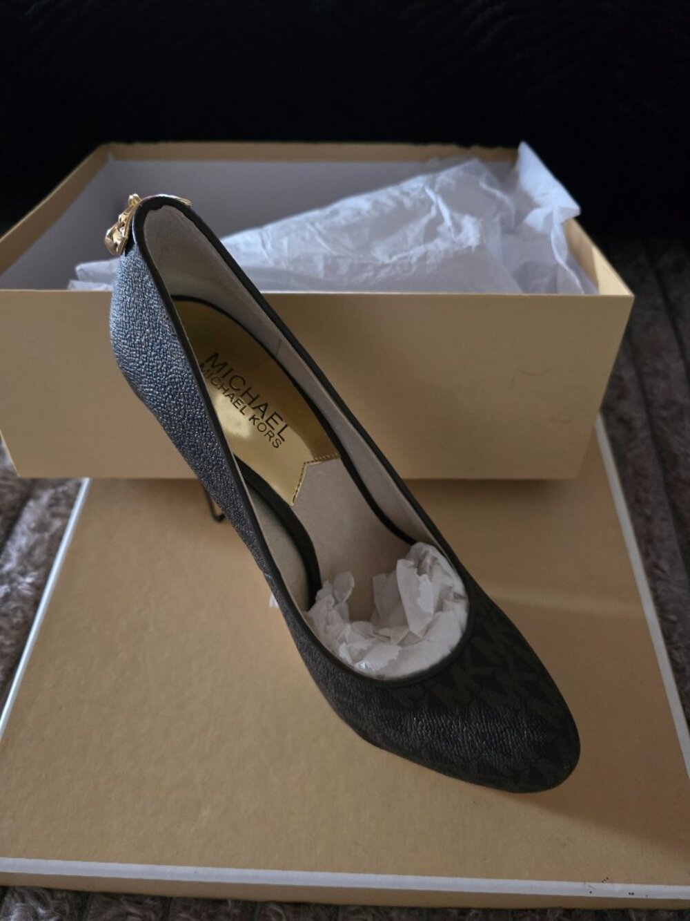 MK PUMPS - Picture 5 of 5